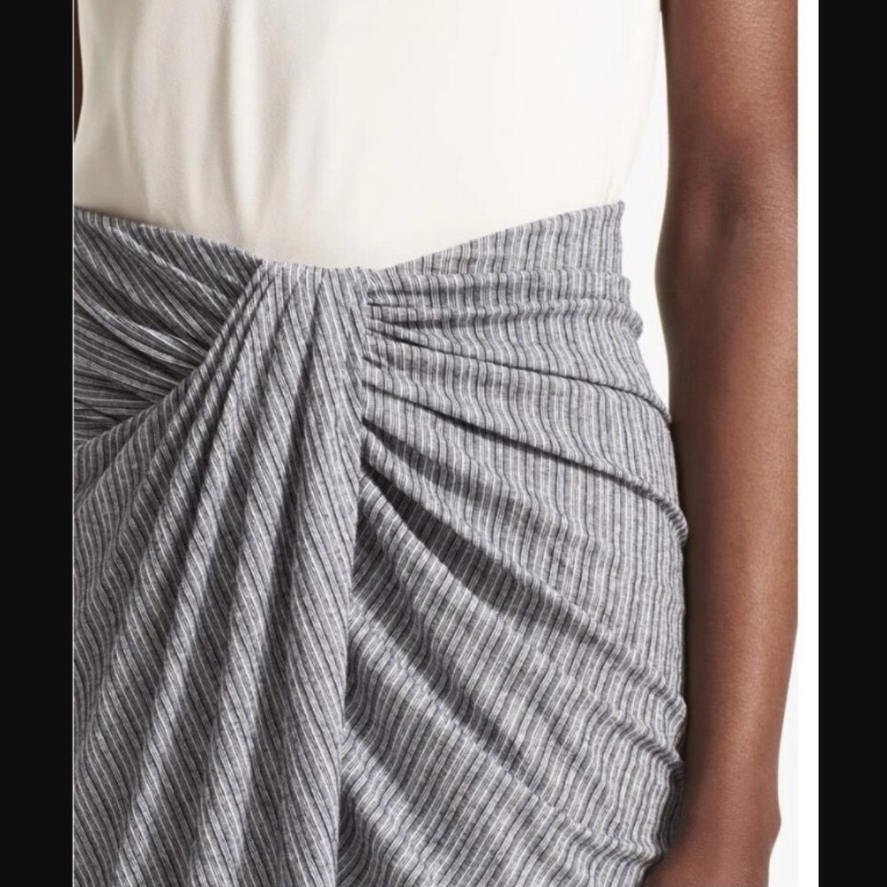 LIKE NEW Drape Skirt - Picture 3 of 4